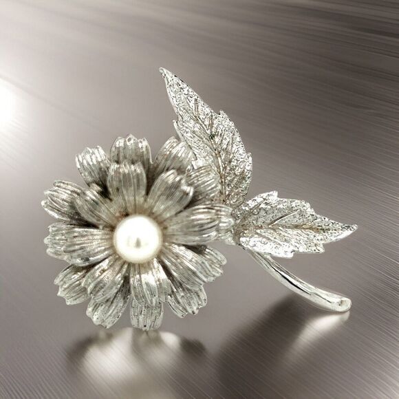 Mikimoto Estate Akoya Flower Pearl Brooch Pin Sterling Silver 6.16 mm M415 - Picture 4 of 11